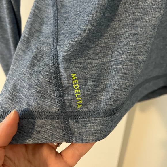 Medelita long sleeve underscrub tee - Picture 6 of 8